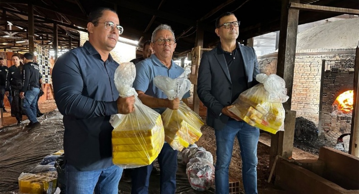 Ministério Público de Rondônia supervisiona incineração de mais de 700 kg de entorpecentes - News Rondônia