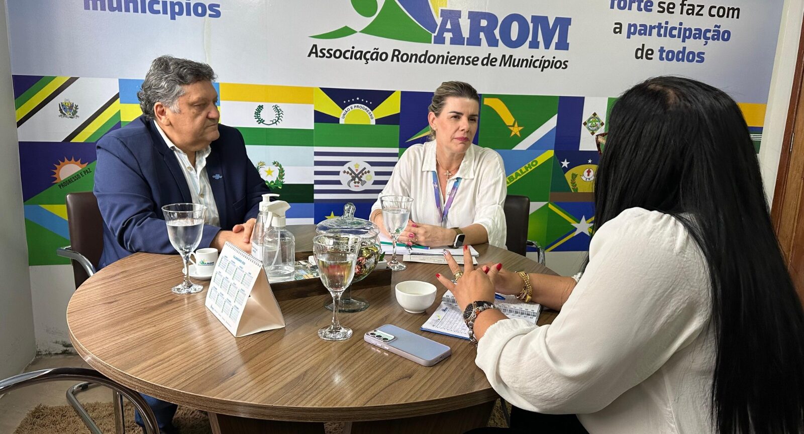 AROM e Sebrae alinham parceria para aproximar gestores do empreendedorismo