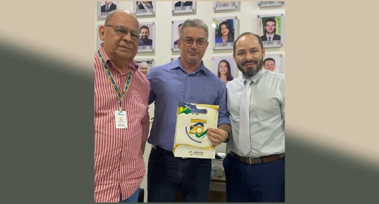 Prefeito de Alta Floresta D'Oeste busca apoio da AROM para fortalecimento da educação municipal