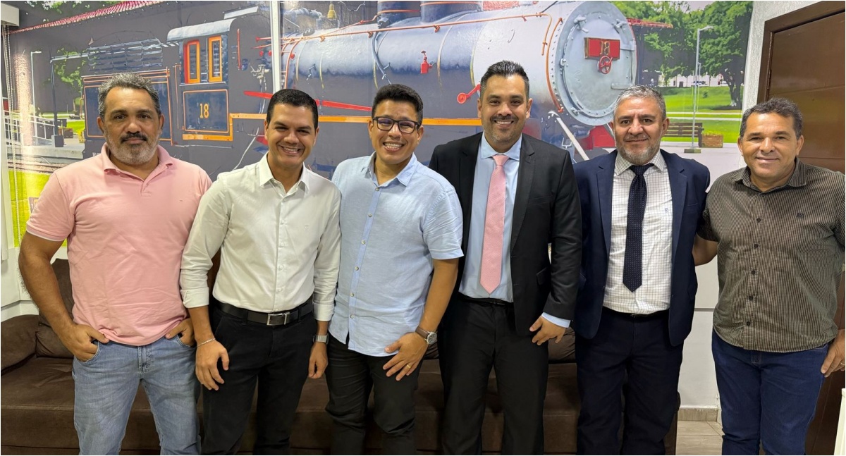 Prefeito Adailton Fúria, deputado Cássio Góis e vereador Everaldo Fogaça falam sobre eleições 2026