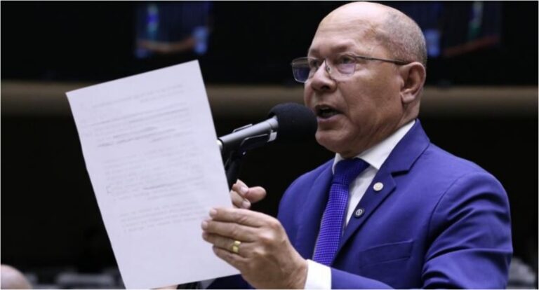 TCU e Haddad negociam solução para garantir R$ 13 bilhões do Pé-de-Meia