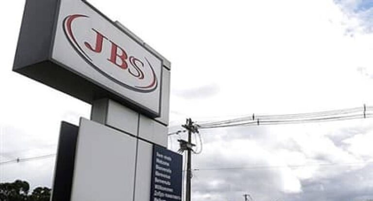 MPF amplia investigação que mira unidades da JBS em Rondônia; empresa é suspeita de transportar cargas com excesso de peso