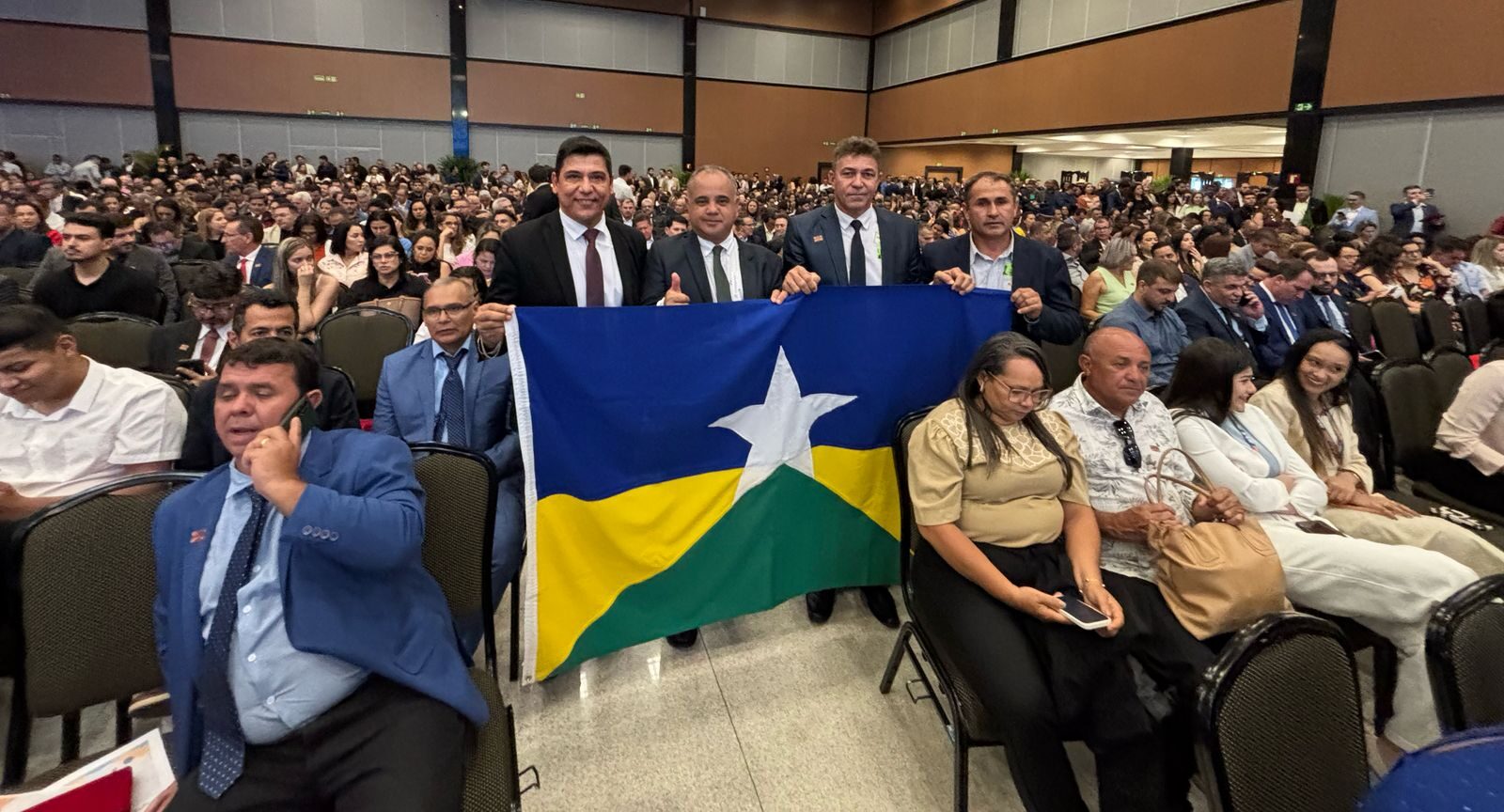 Prefeitos de Rondônia encerram encontro nacional com articulações estratégicas e busca por recursos em Brasília