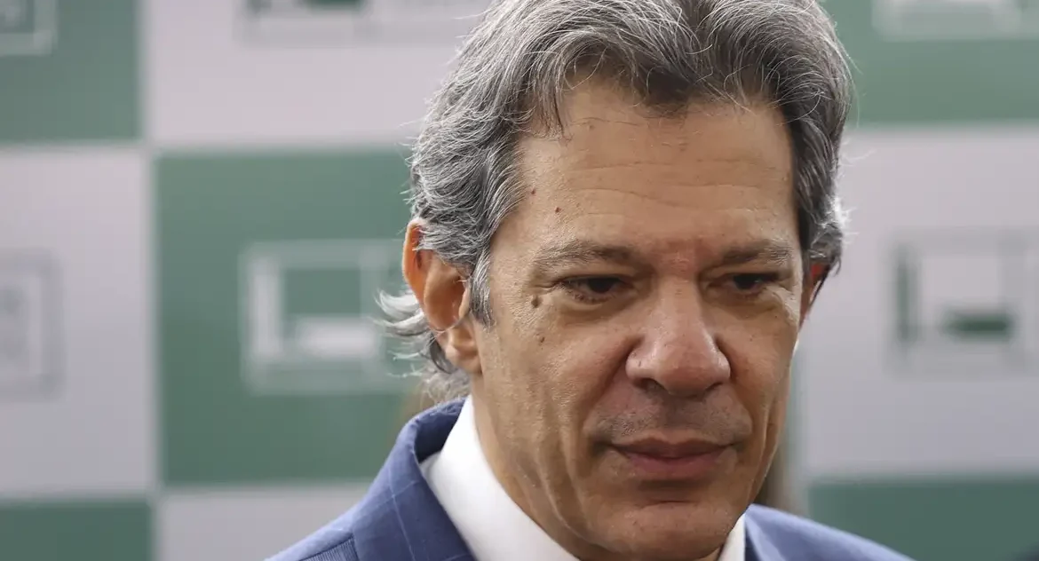 Ordem é negociar e não retaliar, diz Haddad sobre tarifas dos EUA