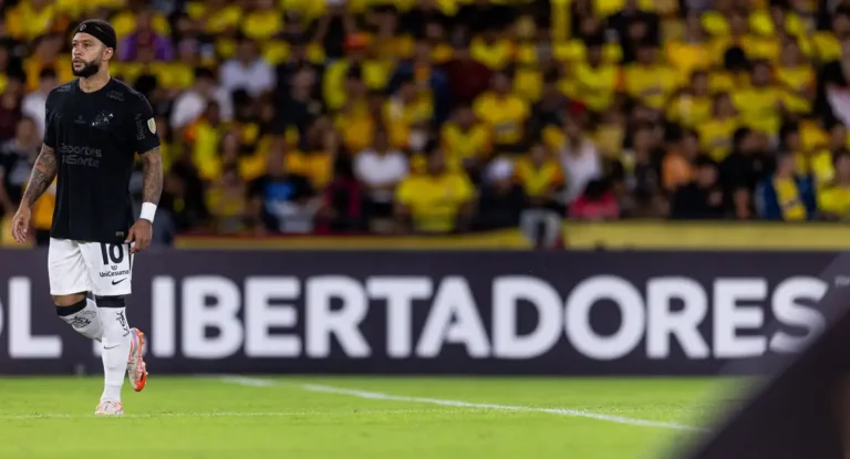 Corinthians joga mal e se complica na Pré-Libertadores