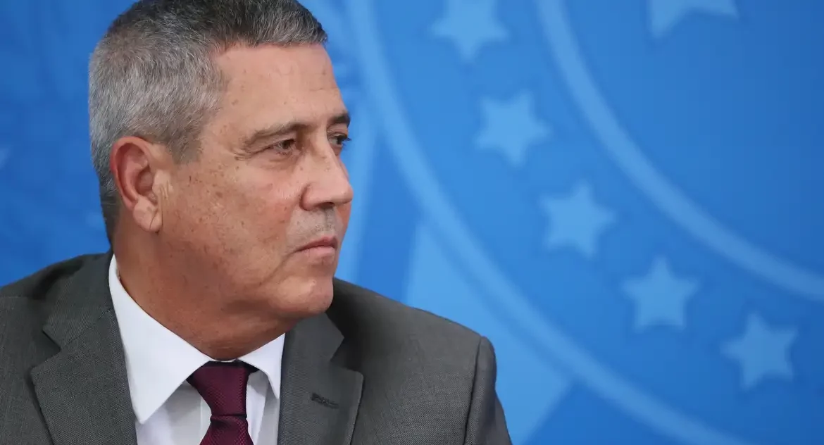 Braga Netto insiste em mais prazo para defesa por denúncia de golpe