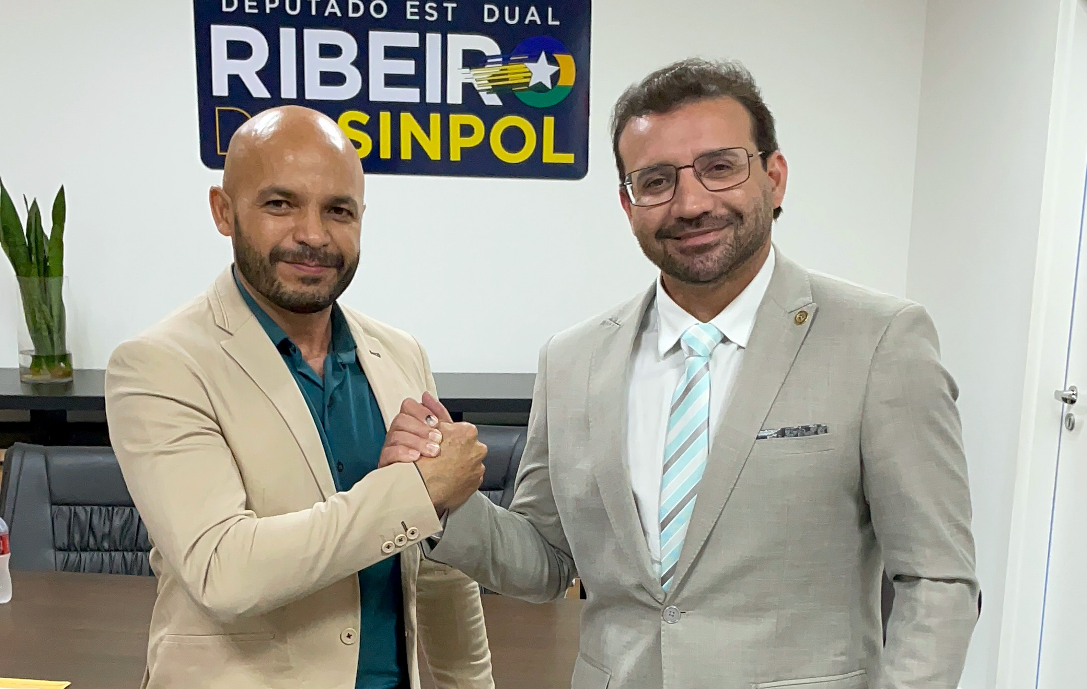 Deputado Ribeiro e Sargento Eliel discutem melhorias para Guajará-Mirim