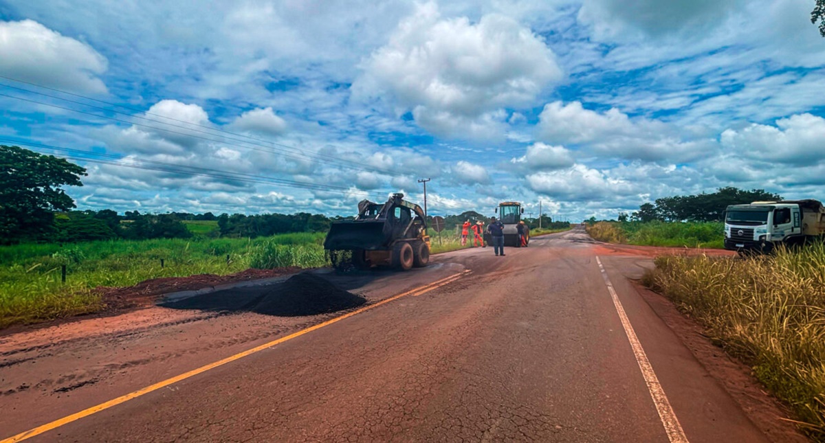 Governo de RO recupera mais de 40 quilômetros da Rodovia-010, na região do Café - News Rondônia