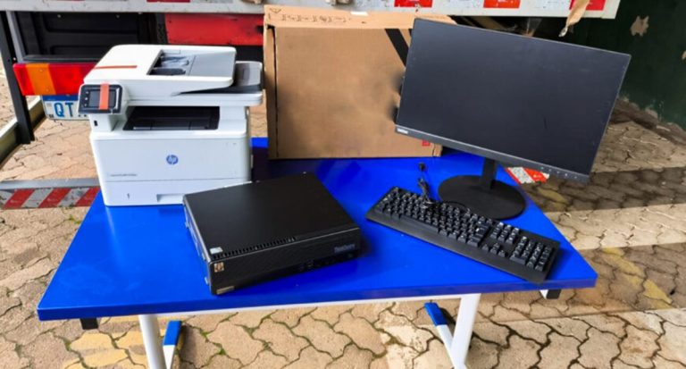 Entrega de equipamentos para salas de recursos multifuncionais reforça inclusão digital na educação - News Rondônia
