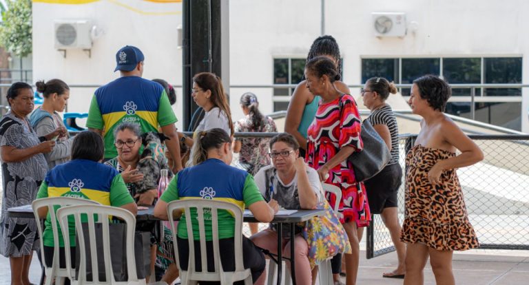 O programa Castra+Rondônia chega à Praça CEU, oferecendo castrações gratuitas para cães e gatos - News Rondônia