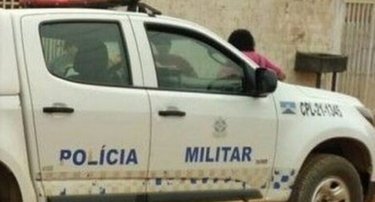 Com indícios de homicídio, corpo em estado avançado de decomposição é encontrado em residência