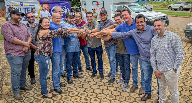 Deputado Cássio Gois entrega ambulância para reforçar atendimento de saúde em Santana do Guaporé, distrito de São Miguel - News Rondônia