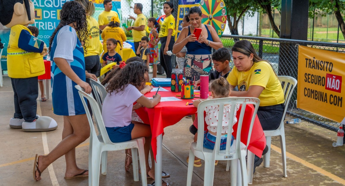 Projeto Cidadania em Movimento leva serviços essenciais a Nova Mutum e Jaci-Paraná