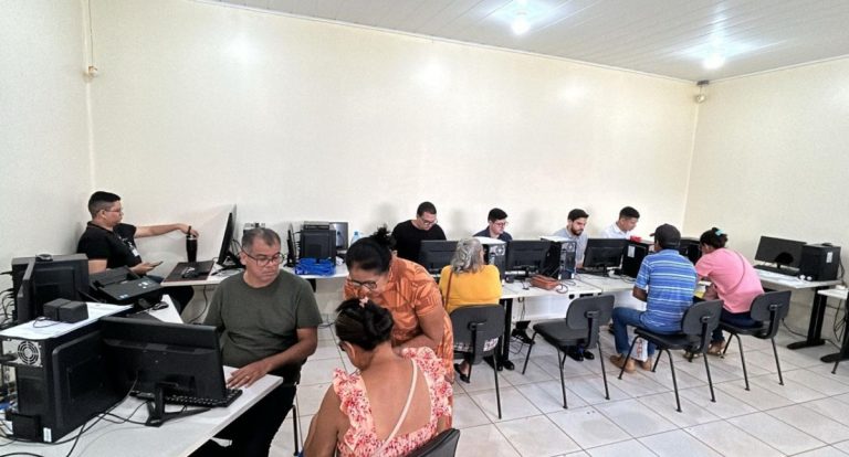 Prefeitura realiza mutirão em Extrema para esclarecer taxa de resíduos sólidos