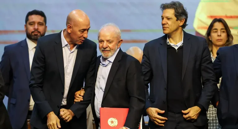 Haddad defende reforma do Imposto de Renda e crédito consignado para estimular economia e beneficiar classe média