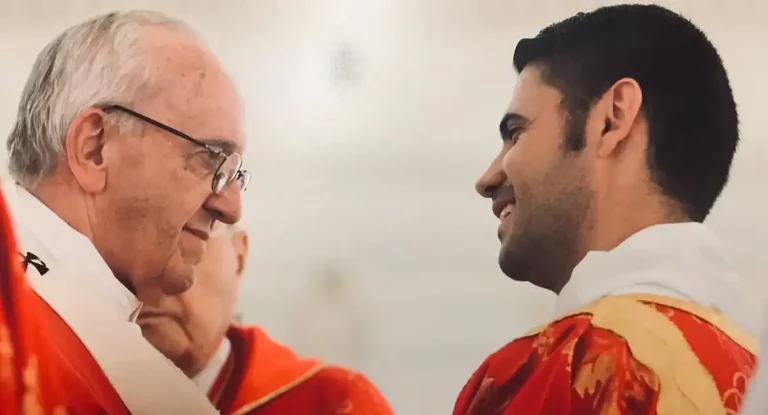 Roma e Vaticano estão silenciosos e tristes, diz padre jesuíta