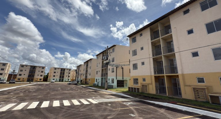 Cláudia de Jesus ressalta entrega de moradias realizadas pelo governo Lula em Porto Velho - News Rondônia