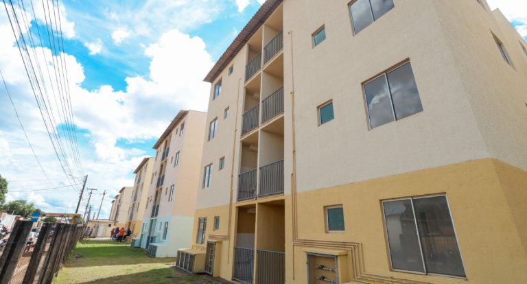 Mais de 300 famílias de Porto Velho são contempladas com moradias no residencial Porto Fino - News Rondônia