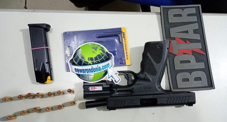 Vulgo “Jhonny” é preso com pistola furtada em carro na zona leste