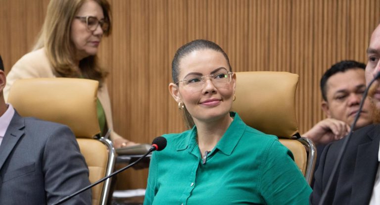 Sofia Andrade completa 100 dias de mandato com mais de 300 solicitações protocoladas