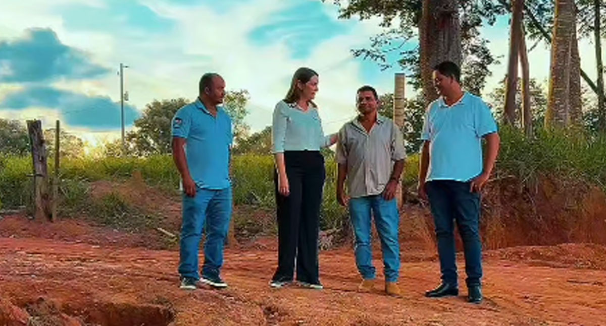 Deputada acompanha obras de melhorias na zona rural e reforça compromisso com mobilidade no campo - News Rondônia