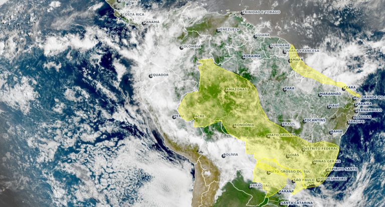Entre esta segunda-feira (28) e amanhã, a probabilidade de chuvas de nível 2 pode causar tempestades severas, alterando o clima - News Rondônia