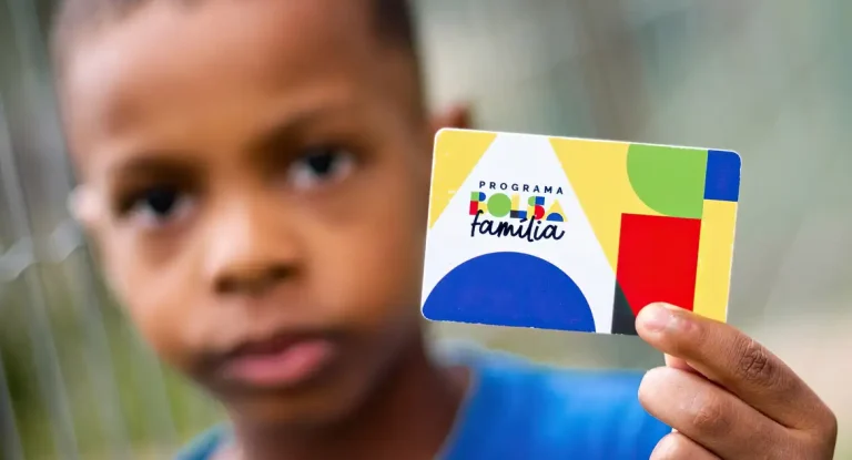 Caixa paga parcela de abril do Bolsa Família e Auxílio Gás a beneficiários com NIS final 3