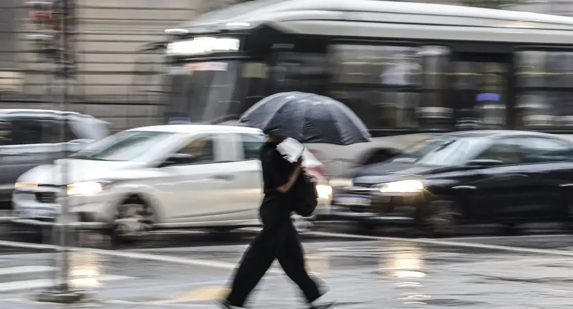 Inmet prevê feriadão de Páscoa com chuvas em quase todo o país e calor acima de 30°C em parte do Norte e Nordeste