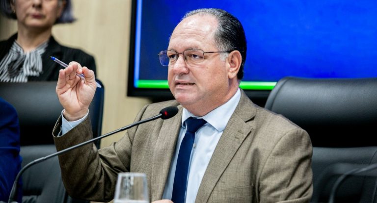Deputado Pedro Fernandes conduz primeira reunião da Frente Parlamentar do Cooperativismo