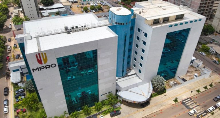 Procurador-Geral de Justiça prestigia entrega do título de "Cidadão do Estado de Rondônia" ao Presidente da ANAPE