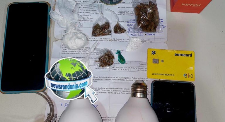 Quando já estavam saindo do local, os policiais avistaram o criminoso voltando e conseguiram fazer a prisão em flagrante.