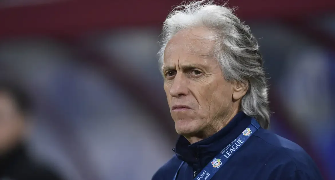 Jorge Jesus critica arbitragem após eliminação do Al-Hilal na Liga dos Campeões da Ásia e assume responsabilidade por derrota