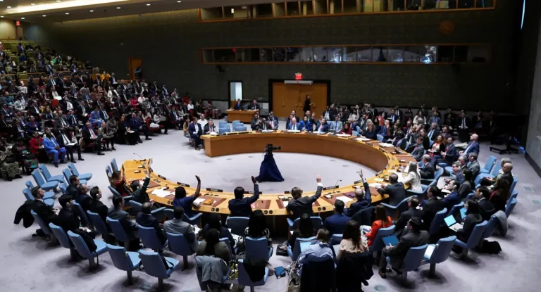 China convocará reunião na ONU para criticar tarifas dos EUA e acusar intimidação comercial