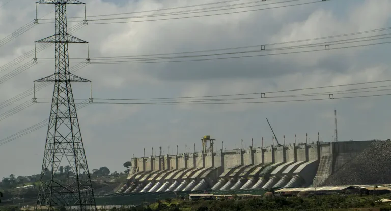 Conta de luz terá bandeira amarela em maio, afirma Aneel