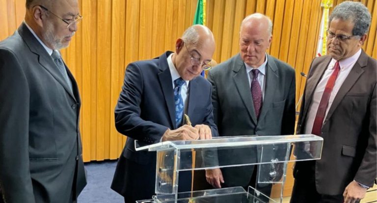 TRT-14 firma Acordo de Cooperação Técnica com o TRT-4 e adota o sistema Galileu
