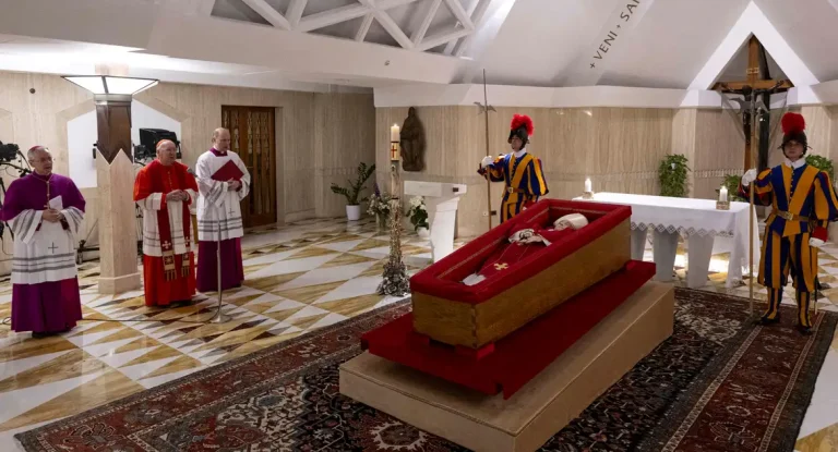 Vaticano divulga detalhes das exéquias e sepultamento do papa Francisco