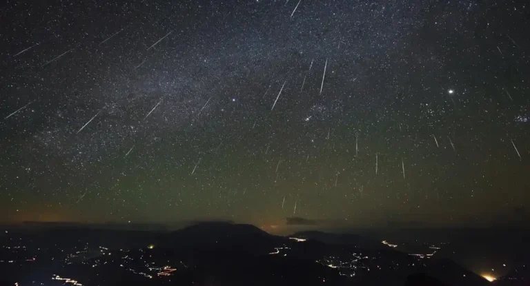 Chuva de Meteoros Líridas alcança pico de visibilidade na madrugada de terça (22) no Brasil