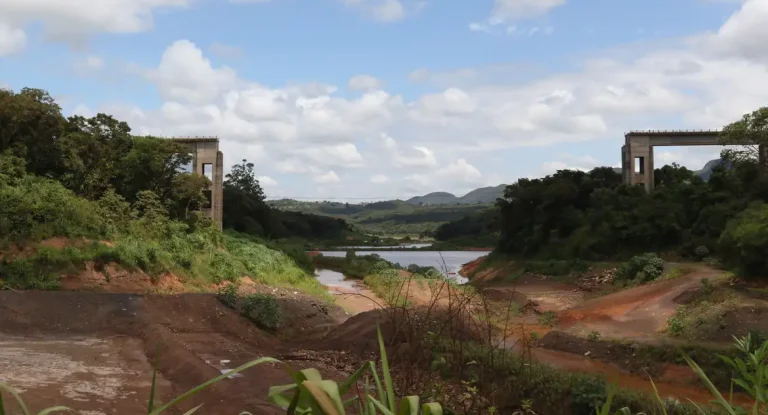 Justiça determina que Vale mantenha repasses integrais do Programa de Transferência de Renda para atingidos de Brumadinho