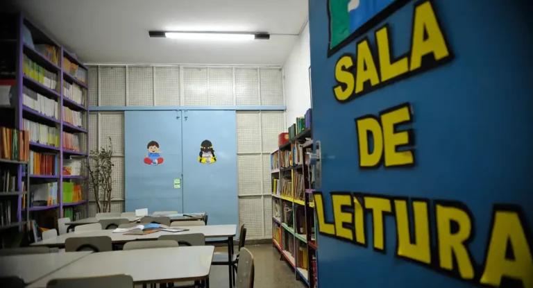 Desempenho em leitura no Brasil revela maior desigualdade socioeconômica entre países avaliados pelo PIRLS