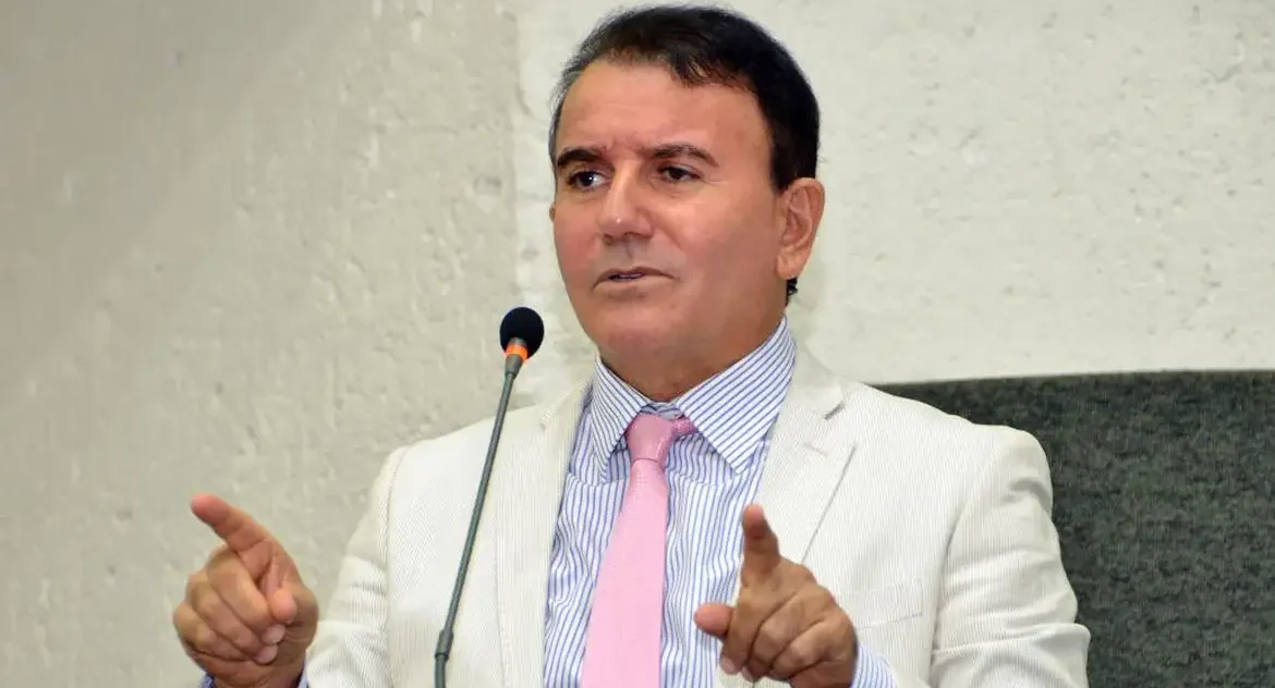 PF deflagra nova fase da Operação Sisamnes e mira prefeito de Palmas por suspeita de vazamento de informações sigilosas do STJ