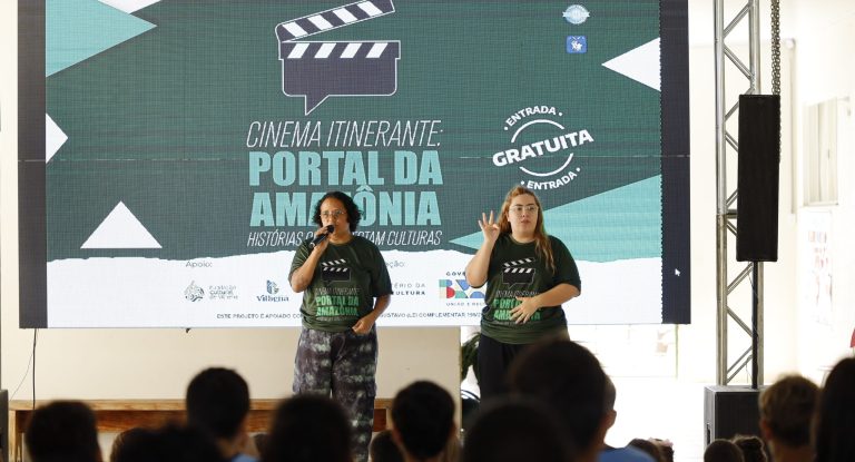 Mostra 'Cinema Itinerante: Portal da Amazônia' reúne mais de 700 pessoas em Vilhena