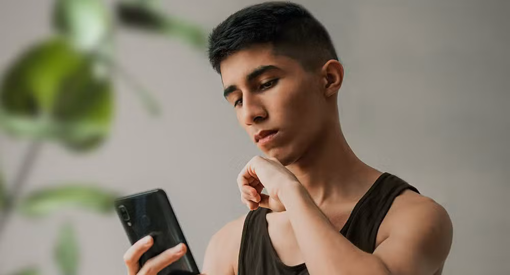 Saiba o que é dix, perfis privados de jovens da geração Z e que são vistos como espaços de confiança e intimidade