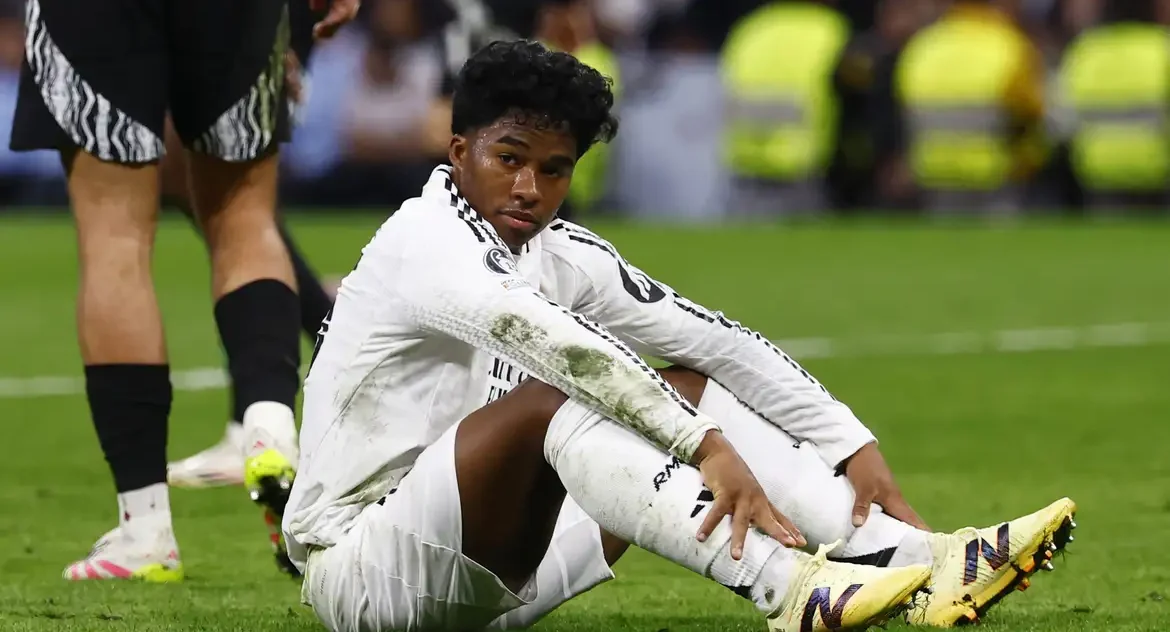 Endrick sofre lesão muscular e pode perder a Copa do Mundo de Clubes