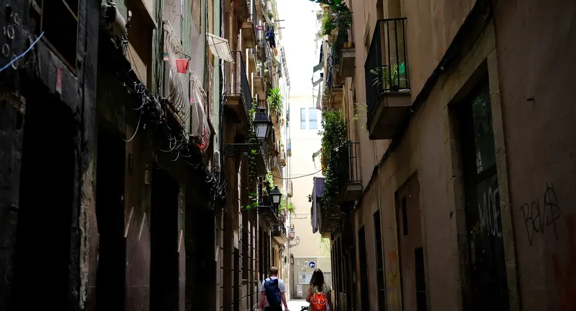 Espanha ordena remoção de mais de 65 mil anúncios do Airbnb por violação de regras de aluguel de temporada