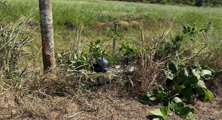 Motociclista colide com árvore após perder controle na RO-464