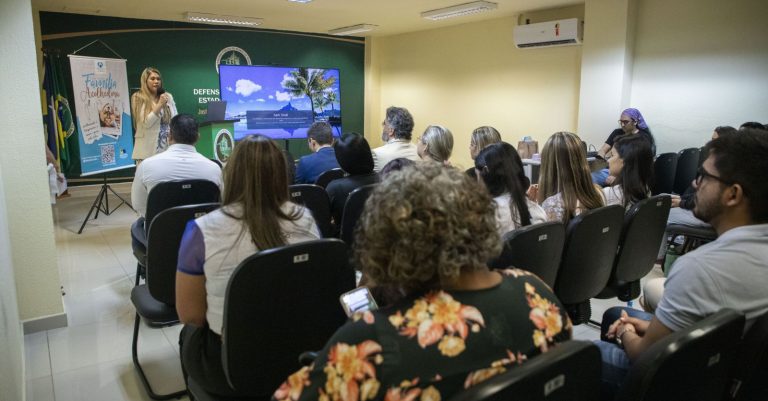 Capacitação do Serviço Família Acolhedora começa em maio - News Rondônia