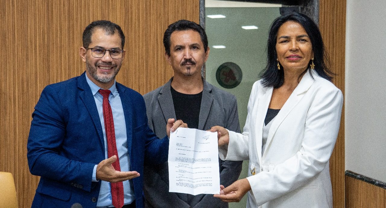 AJEB/RO: Anteprojeto de fomento à produção literária é apresentada à Câmara Municipal de Porto Velho