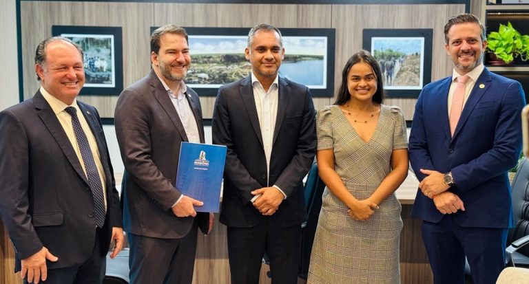 Dra. Taíssa entrega relatório final da CPI das Reservas ao Ministério Público de Rondônia - News Rondônia