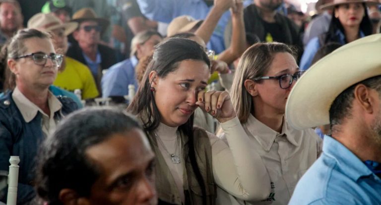 Governo de Rondônia anuncia valorização salarial para empregados da Emater na 12ª Rondônia Rural Show - News Rondônia