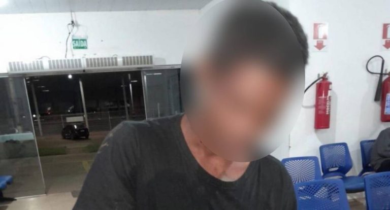 Foragido ameaça policial com faca e é baleado na mão durante abordagem
